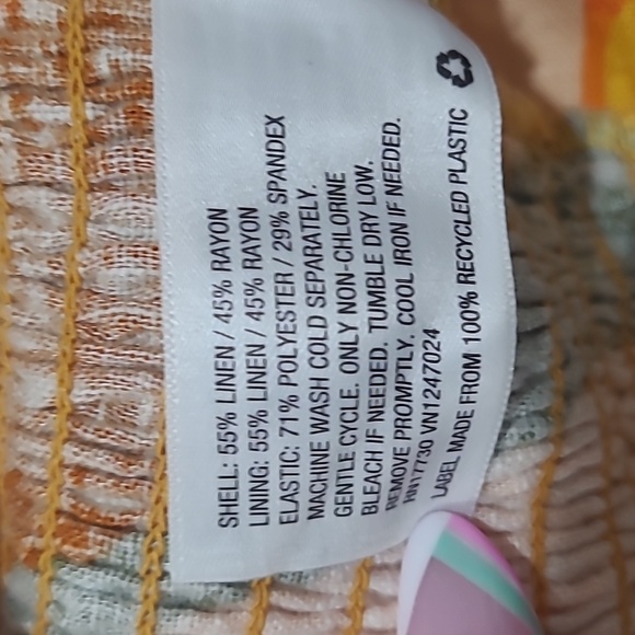 Fe Noel x Target mixed paint print knotted crop top & mini skirt set. - Picture 9 of 9